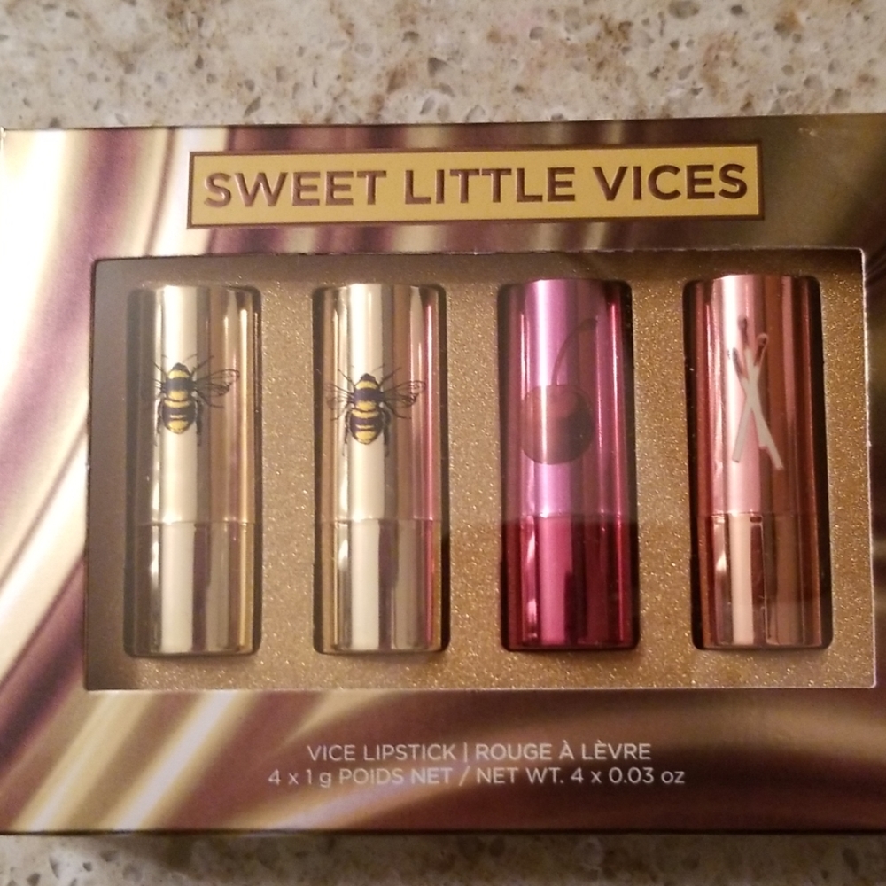 LAST 1🆕️Urban Decay 4 piece flavored lipsticks - Picture 2 of 3